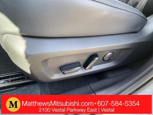 2025 Mitsubishi Outlander PHEV SEL