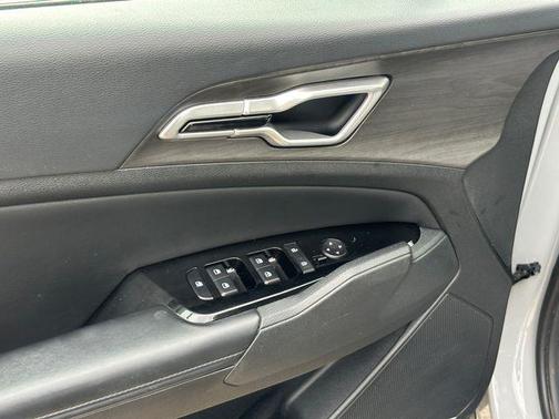 Wolf Gray 2023 Kia Sportage X-Line