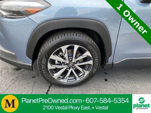 2024 Toyota Corolla Cross XLE