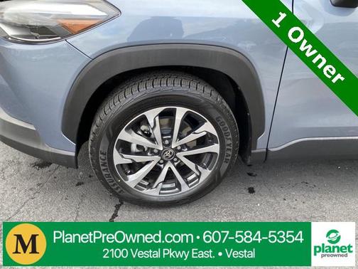 2024 Toyota Corolla Cross XLE