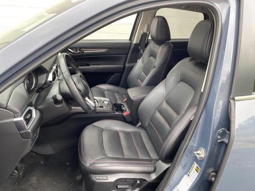 2023 Mazda CX-5 Carbon Edition