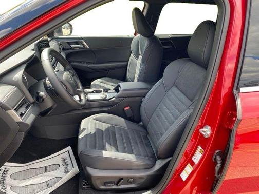 Red Diamond 2026 Mitsubishi Outlander LE S-AWC