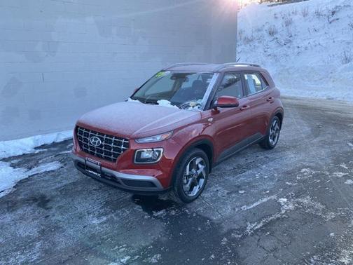 2023 Hyundai VENUE SEL