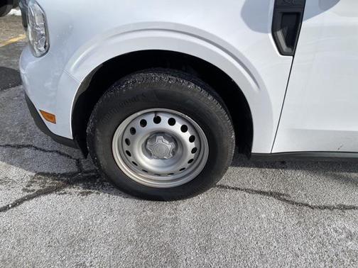 2024 Ford Maverick XL