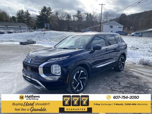 2022 Mitsubishi Outlander SE