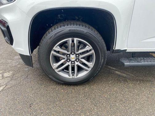 Summit White 2022 Chevrolet Colorado WT