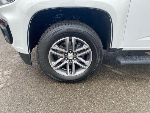 Summit White 2022 Chevrolet Colorado WT