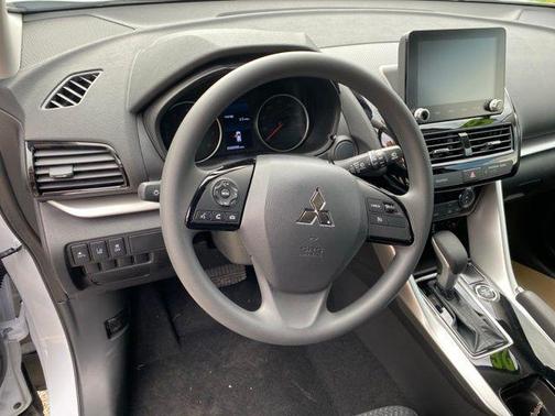 White Diamond 2026 Mitsubishi Eclipse Cross ES