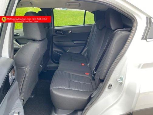 White Diamond 2026 Mitsubishi Eclipse Cross ES