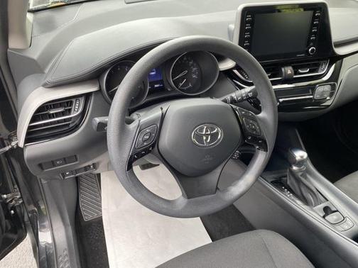 2021 Toyota C-HR LE