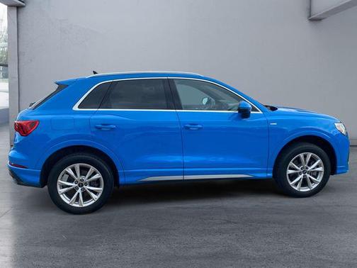 Blue 2023 Audi Q3 Premium 45 TFSI S line quattro Tiptronic