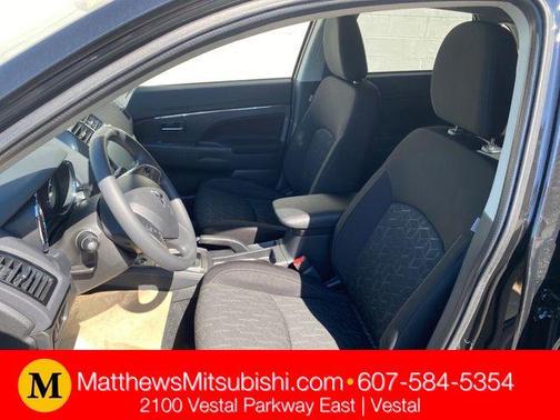 Labrador Black Pearl 2026 Mitsubishi Outlander Sport 2.0 ES