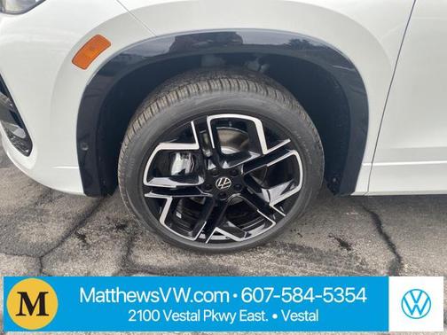 2026 Volkswagen Tiguan 2.0T SEL R-Line 4MOTION