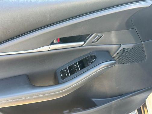 Snowflake White Pearl Mica 2022 Mazda CX-30 2.5 S Select Package