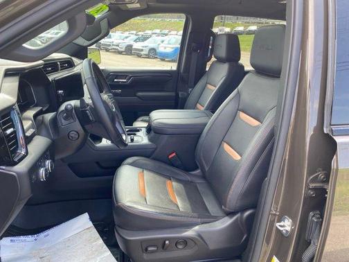 Deep Bronze Metallic 2023 GMC Sierra 1500 AT4
