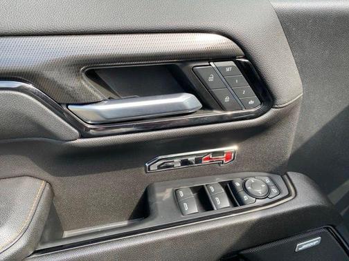 Deep Bronze Metallic 2023 GMC Sierra 1500 AT4