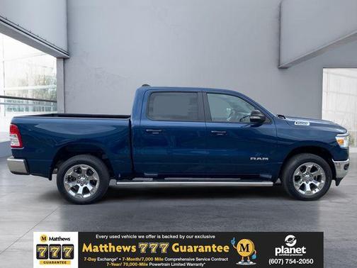 Patriot Blue Pearlcoat 2022 RAM 1500 Big Horn/Lone Star