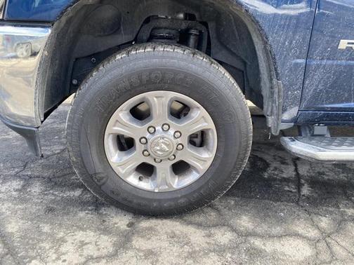 2024 RAM 2500 Big Horn Crew Cab 4x4 6'4' Box