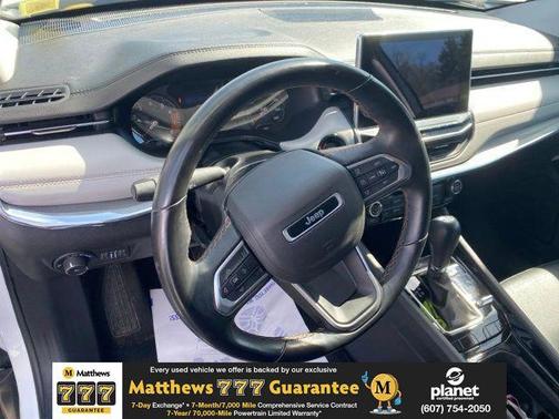 Bright White Clearcoat 2022 Jeep Compass Limited