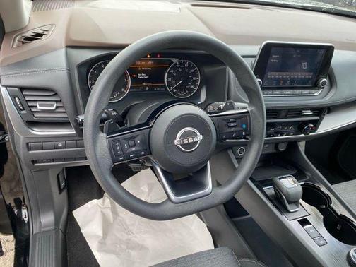 Super Black 2023 Nissan Rogue SV