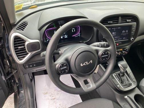 Fusion Black 2023 Kia Soul LX