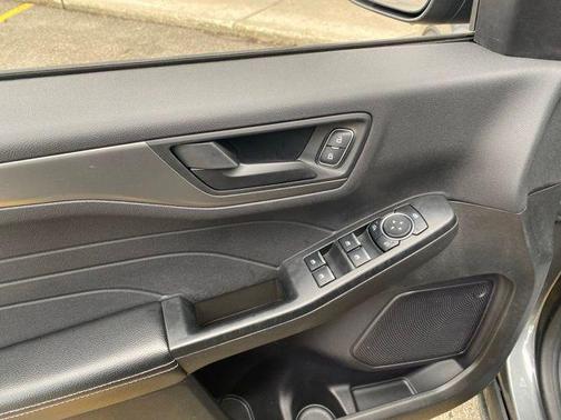 Carbonized Gray Metallic 2024 Ford Escape Active