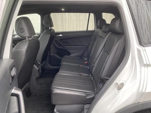 2024 Volkswagen Tiguan 2.0T SE R-Line Black 4MOTION