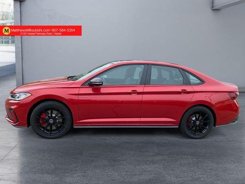 Kings Red Metallic w/Deep Black Roof 2026 Volkswagen Jetta GLI 2.0T Autobahn