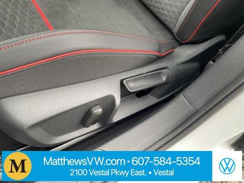 2026 Volkswagen Golf GTI 2.0T SE DSG