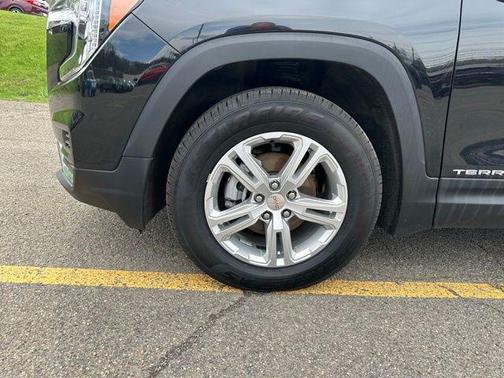 Ebony Twilight Metallic 2024 GMC Terrain SLE