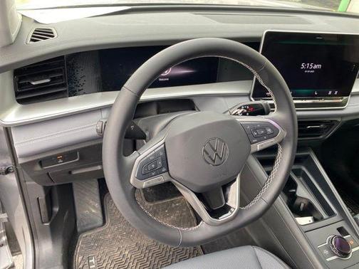 Platinum Gray Metallic 2025 Volkswagen Tiguan 2.0T SE 4MOTION
