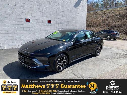 Abyss Black 2025 Hyundai SONATA SEL