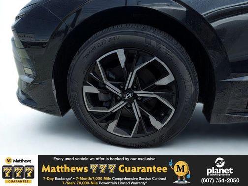 Abyss Black 2025 Hyundai SONATA SEL