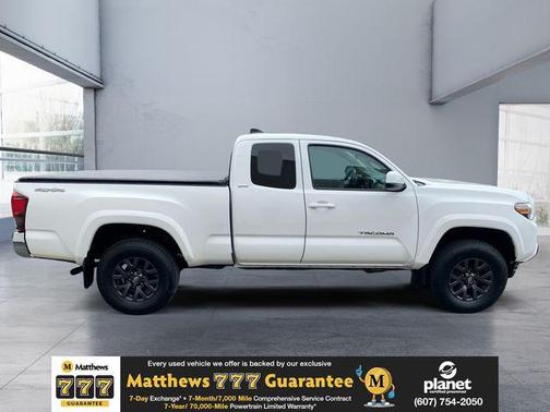 Super White 2020 Toyota Tacoma SR5