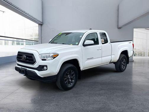Super White 2020 Toyota Tacoma SR5