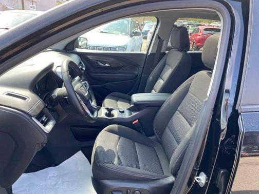 Ebony Twilight Metallic 2022 GMC Terrain SLE