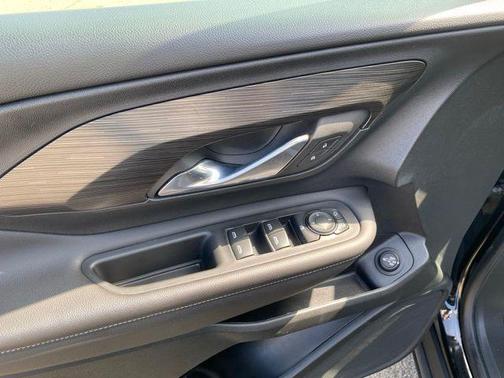 Ebony Twilight Metallic 2022 GMC Terrain SLE