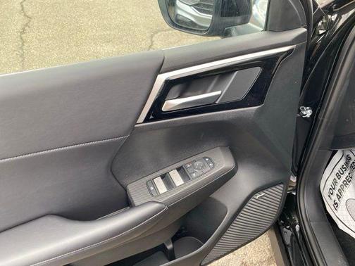 Black 2026 Mitsubishi Outlander LE 2.5 S-AWC