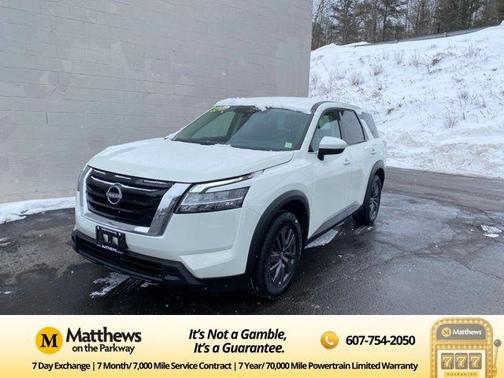 2022 Nissan Pathfinder S 4WD