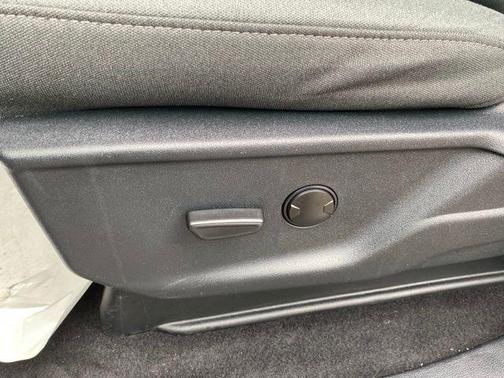 Agate Black Metallic 2025 Ford F-150 XLT