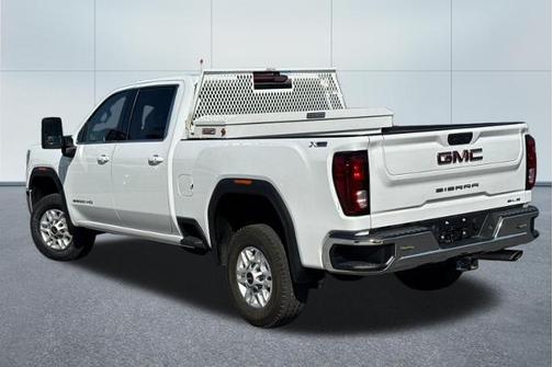 Summit White 2022 GMC Sierra 1500 SLE