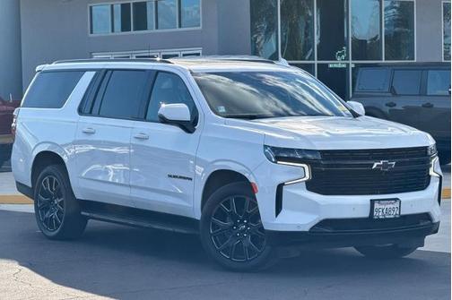 2023 Chevrolet Suburban RST