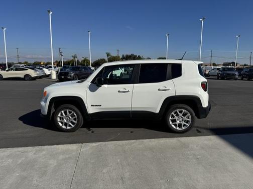 2023 Jeep Renegade LATITUDE