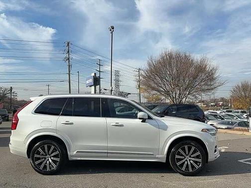 2025 Volvo XC90 Plus