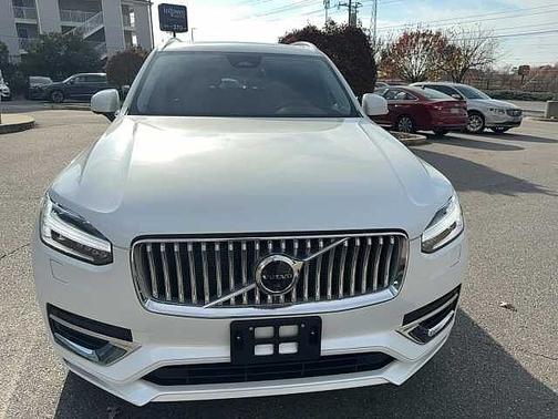 2025 Volvo XC90 Plus
