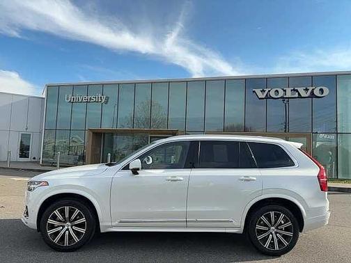 2025 Volvo XC90 Plus