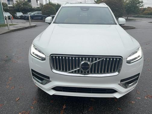 2023 Volvo XC90 B6 AWD Ultimate 7-Seater