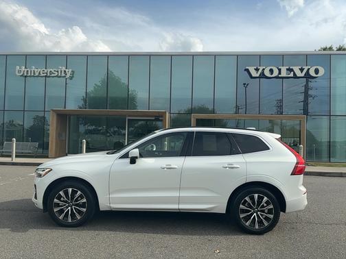 2023 Volvo XC60 B5 FWD Core