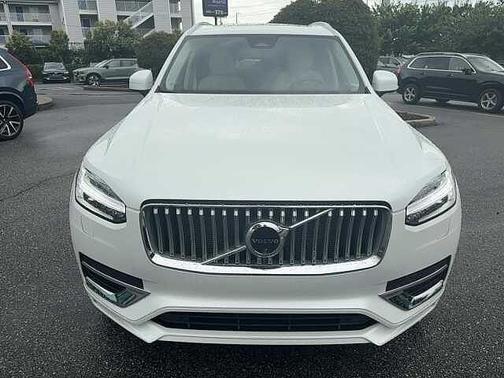 2024 Volvo XC90 Plus