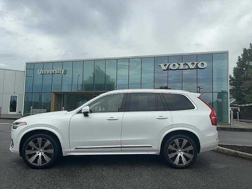 2024 Volvo XC90 Plus